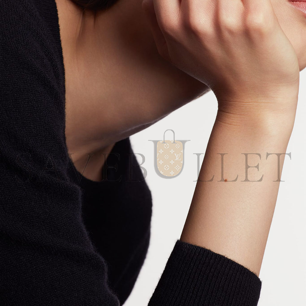 Ch*el extrait de camÉlia ring  j11662